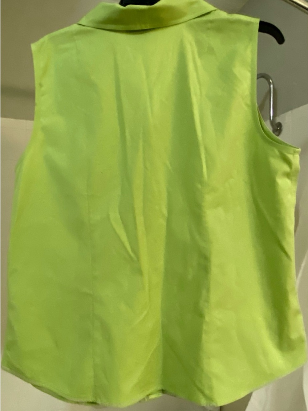 Talbots Sleeveless Cotton Button Down Summer Blouse.  Size XL. EC. Light Green - Picture 4 of 12